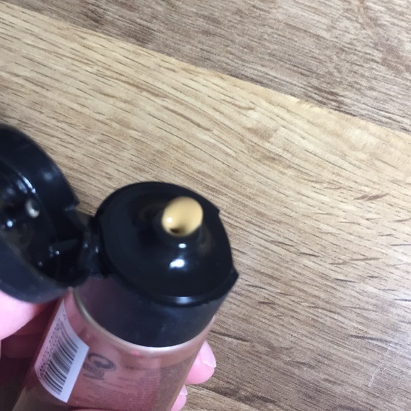 St. Tropes Gradual Tan - Picture 3 of 3